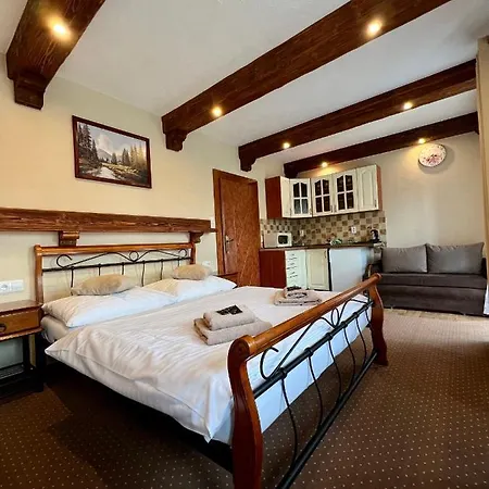 Katarina بيت ضيافة 3*