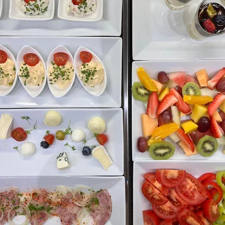 بيت ضيافة Katarina 3*