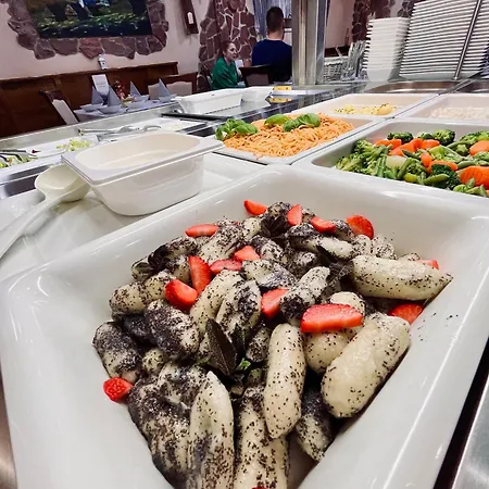 بيت ضيافة Katarina 3*